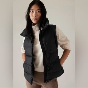 New Athleta “Gilet Downtown” Downtown Vest Puffer S Black